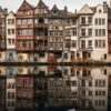 Investir dans un immeuble de rapport : conseils et astuces pour réussir votre placement immobilier