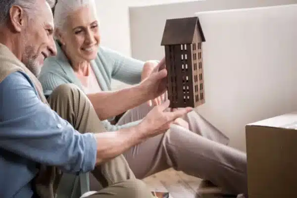 Investir dans l’immobilier à 10 ans de la retraite : quelle stratégie adopter ?